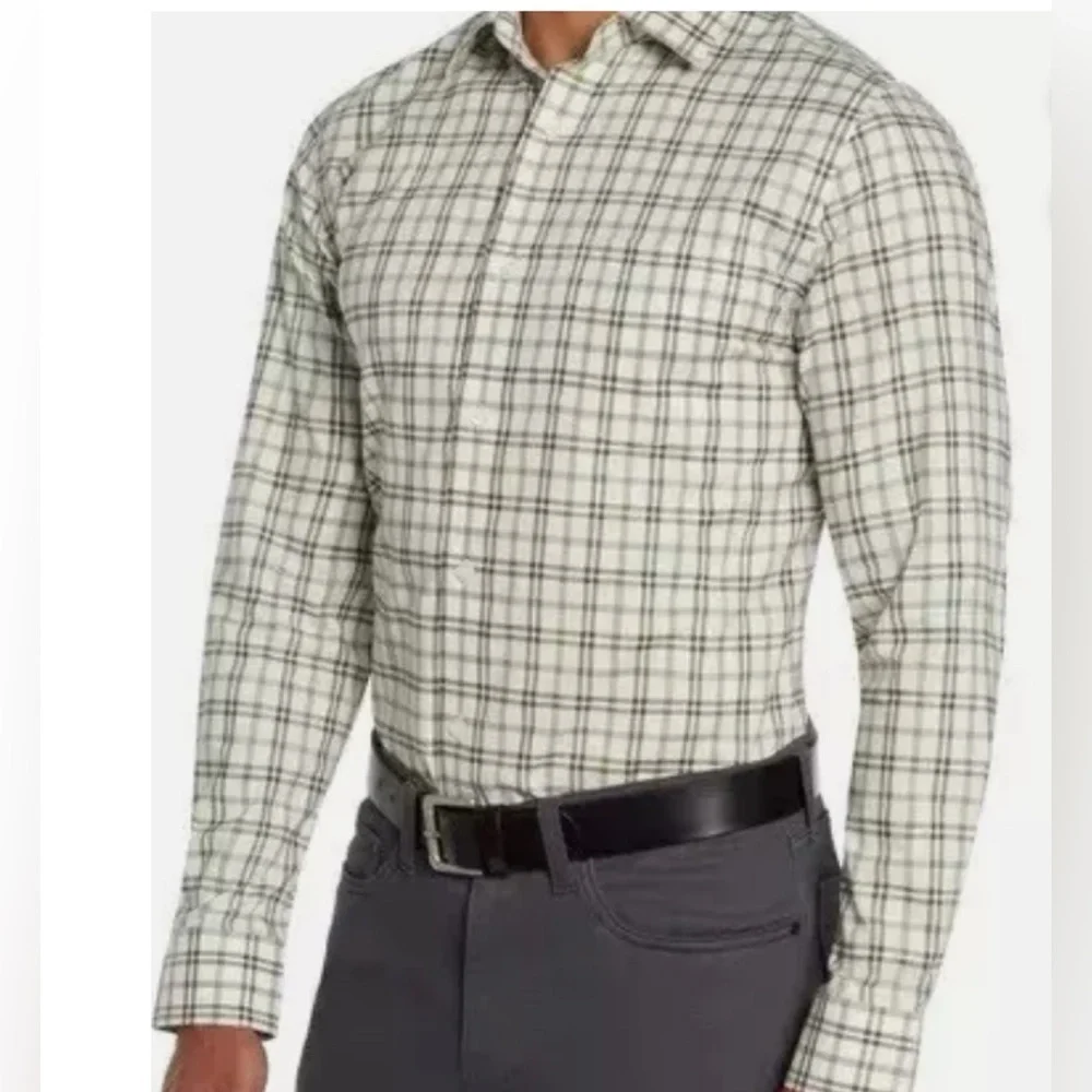 Banana Republic Green and White Casual Button Down Shirt🟪